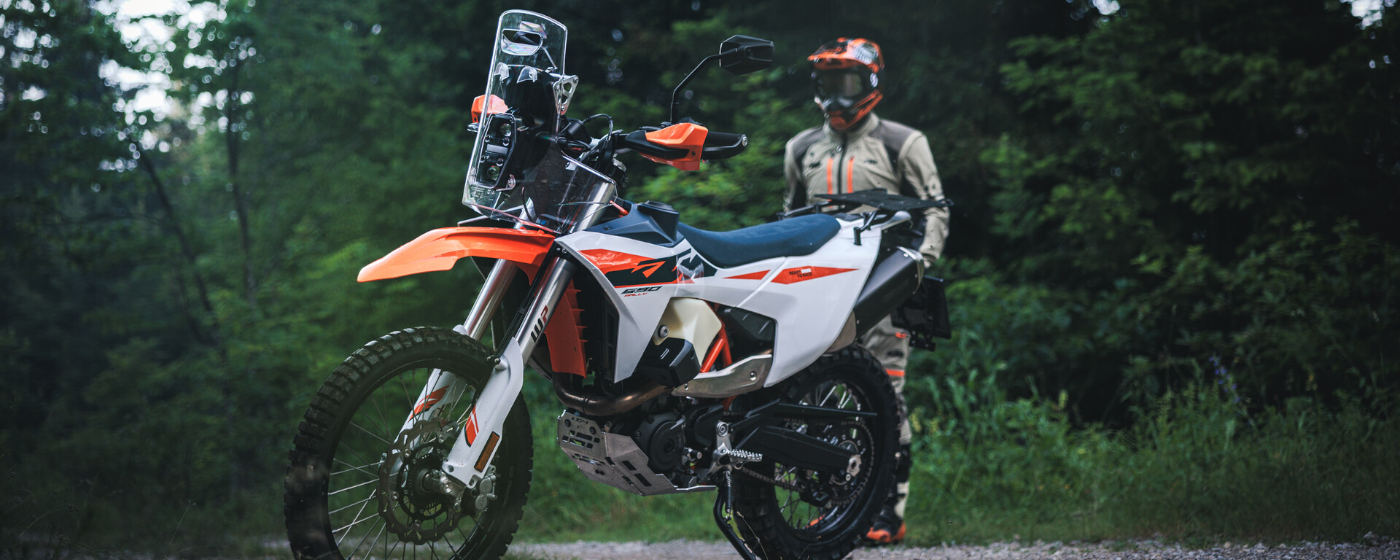 KTM 690 Rally
